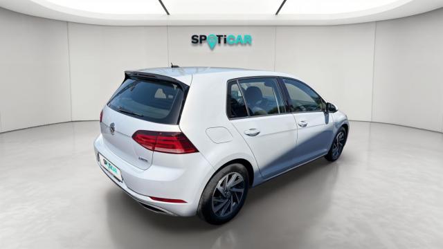 Volkswagen Golf image 6