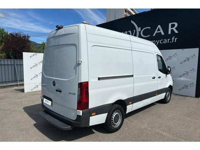 Mercedes Benz Sprinter image 6