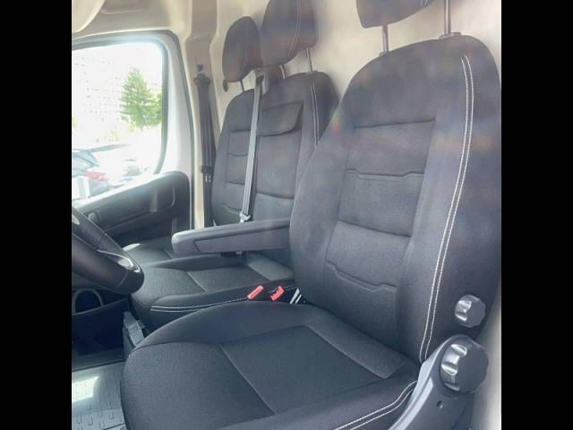 Opel Movano image 6