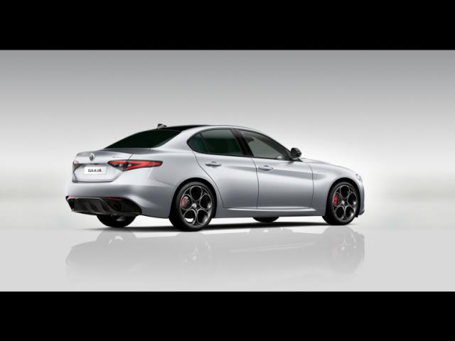 Alfa Romeo Giulia image 4
