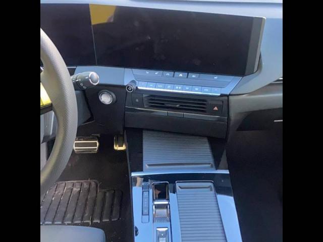 Opel Astra image 7