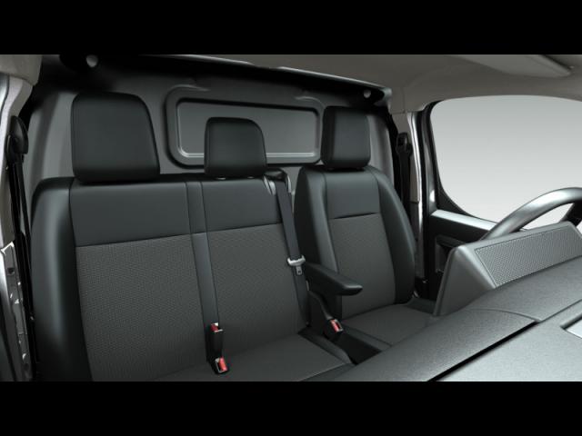 Opel Vivaro image 5