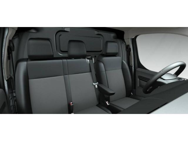 Opel Vivaro image 7