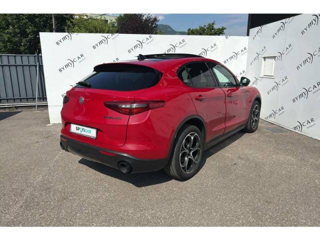 Alfa Romeo Stelvio image 7