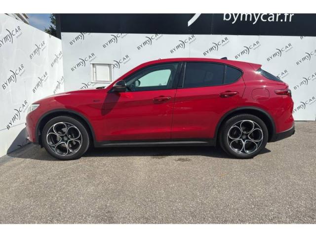 Alfa Romeo Stelvio image 2