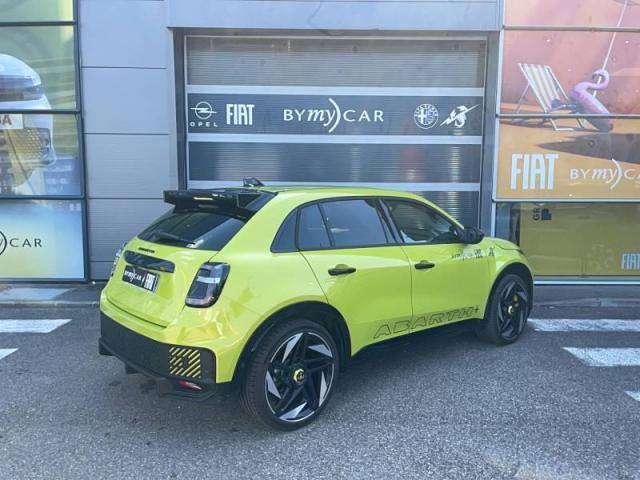Abarth 600e image 3