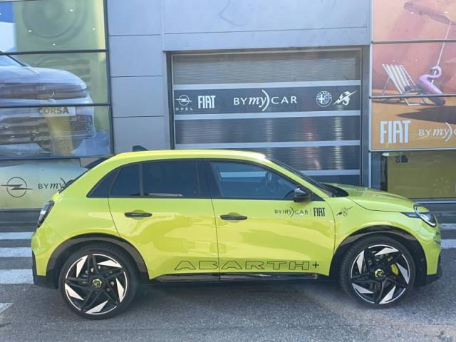 Abarth 600e image 7