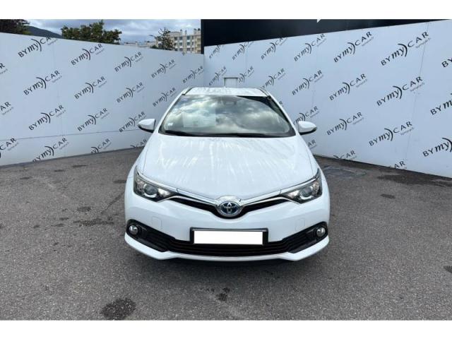 Toyota Auris image 4