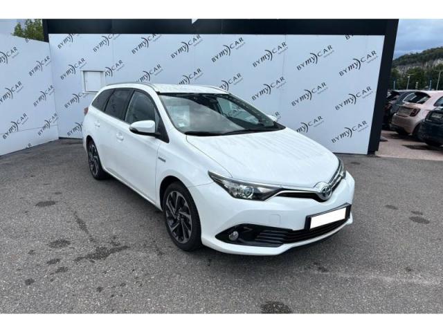 Toyota Auris image 3