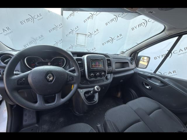 Renault Trafic image 8