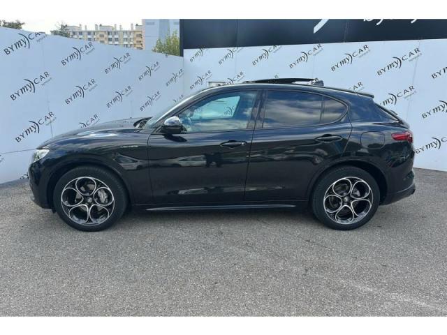 Alfa Romeo Stelvio image 9