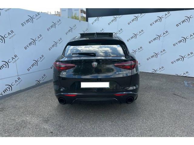 Alfa Romeo Stelvio image 5