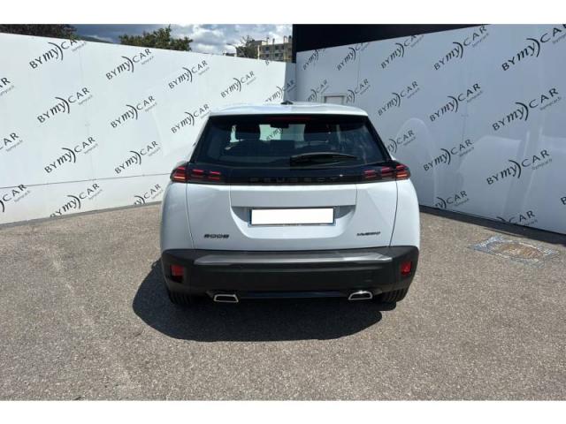 Peugeot 2008 image 2