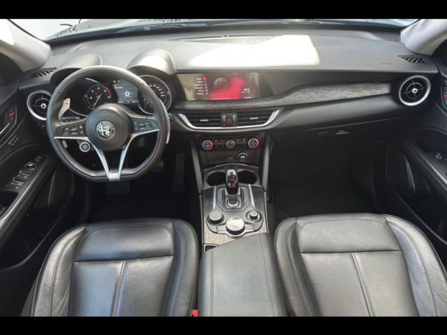 Alfa Romeo Stelvio image 6