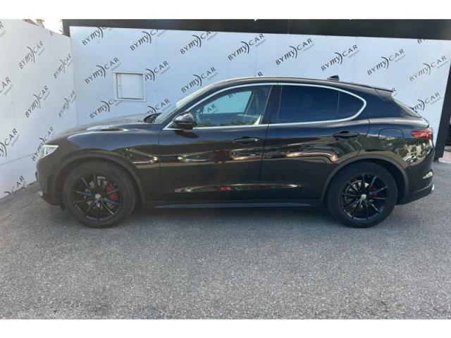 Alfa Romeo Stelvio image 1