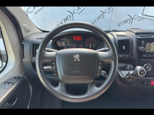 Peugeot Boxer image 2