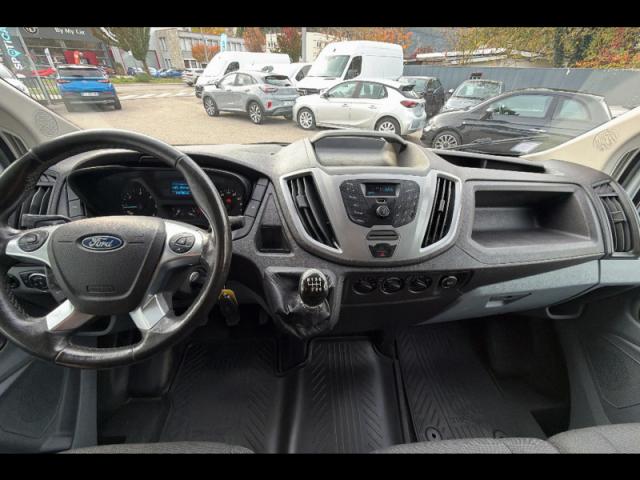 Ford Transit image 5
