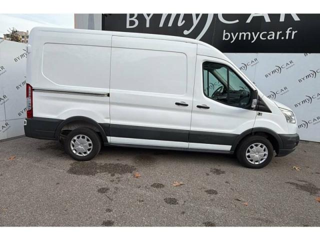 Ford Transit image 3