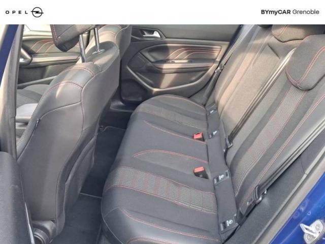 Peugeot 308 image 8