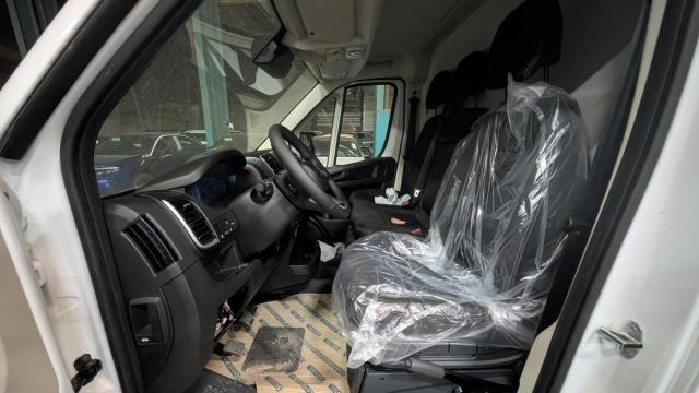 Opel Movano image 2
