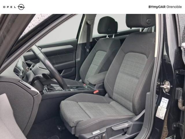 Volkswagen Passat image 8