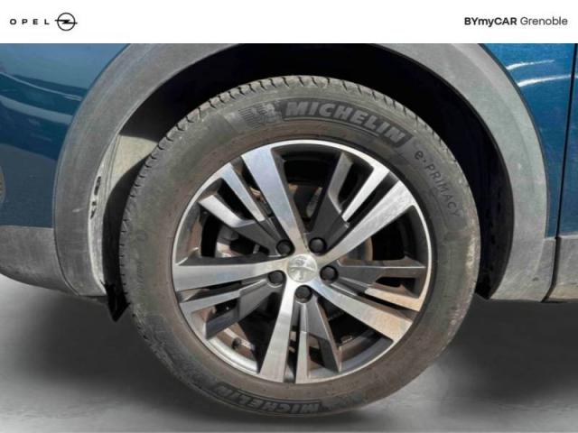 Peugeot 5008 image 1