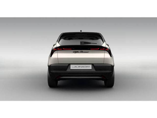 Alfa Romeo Junior image 2