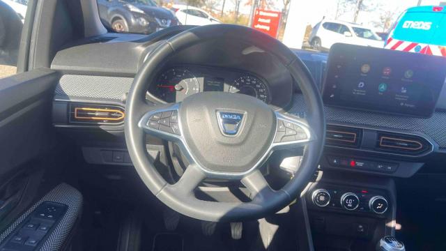 Dacia Sandero image 2