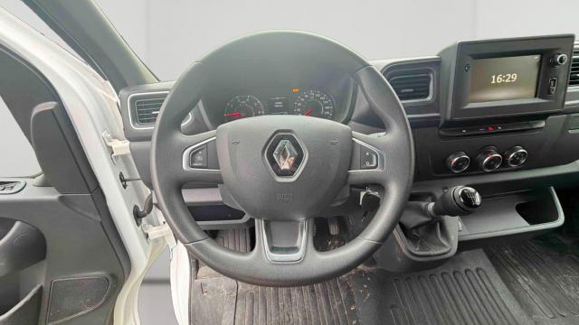 Renault Master image 9