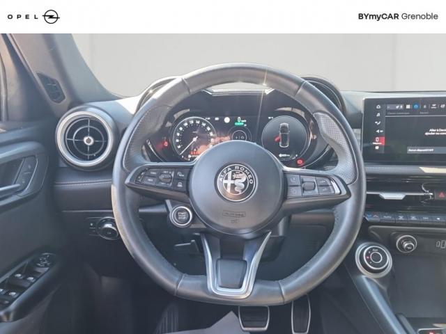 Alfa Romeo Tonale image 8