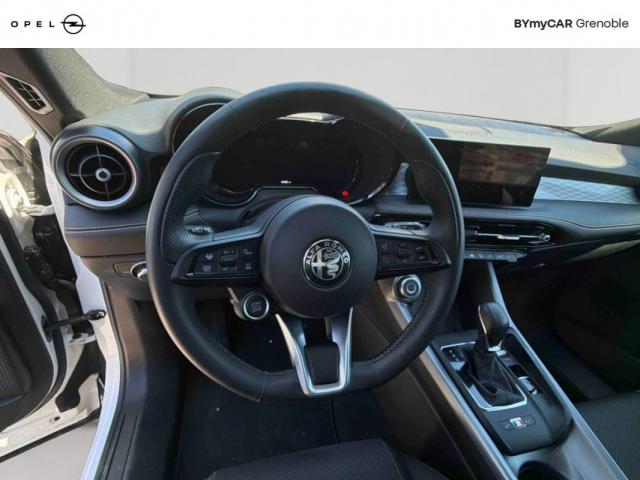 Alfa Romeo Tonale image 9