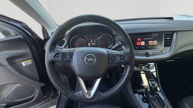 Opel Grandland X image 1