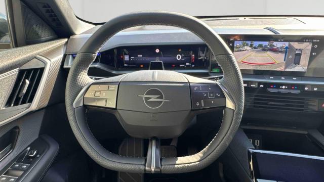 Opel Grandland image 1