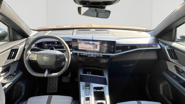 Opel Grandland image 2