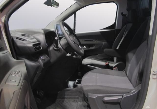 Opel Combo Cargo image 3