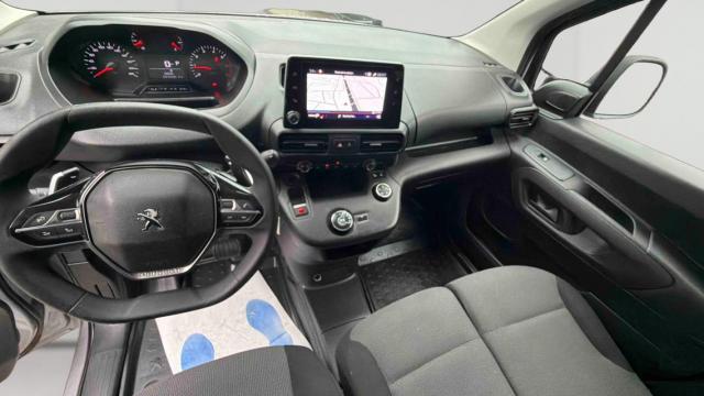 Peugeot Partner image 8
