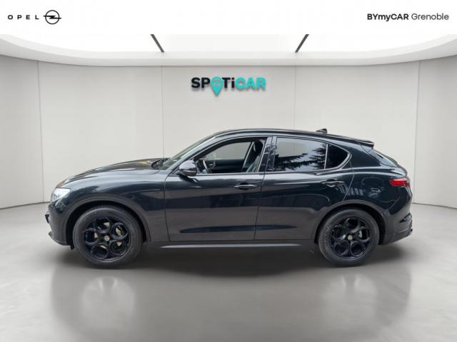 Alfa Romeo Stelvio image 7
