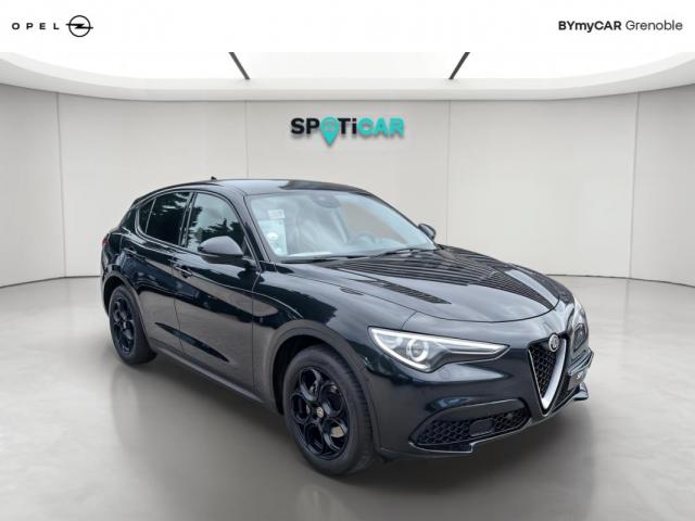Alfa Romeo Stelvio image 1