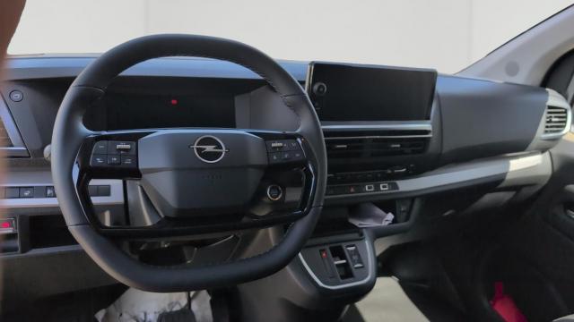 Opel Vivaro image 2