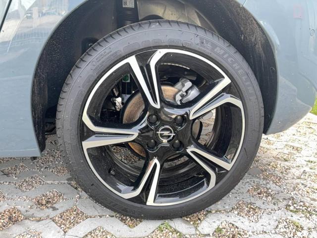 Opel Corsa image 9