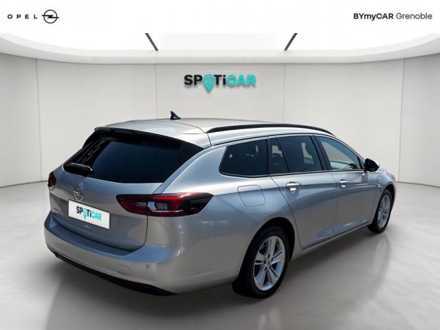 Opel Insignia Sports Tourer image 7