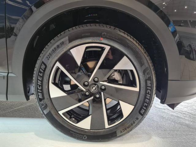 Opel Grandland image 9