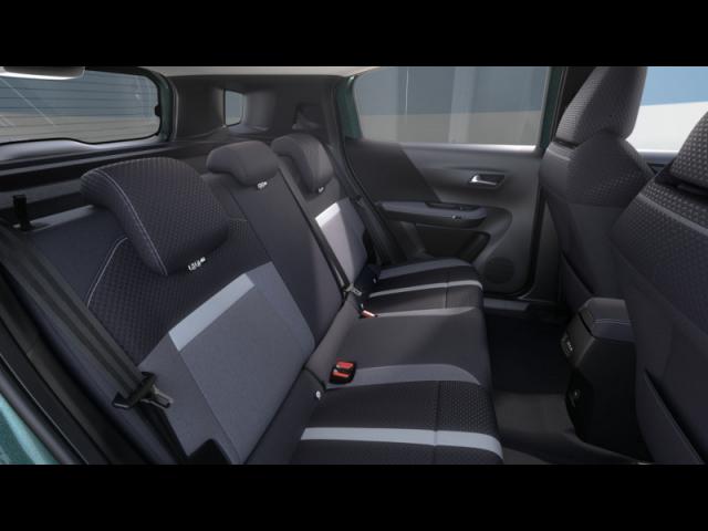 Opel Frontera image 2