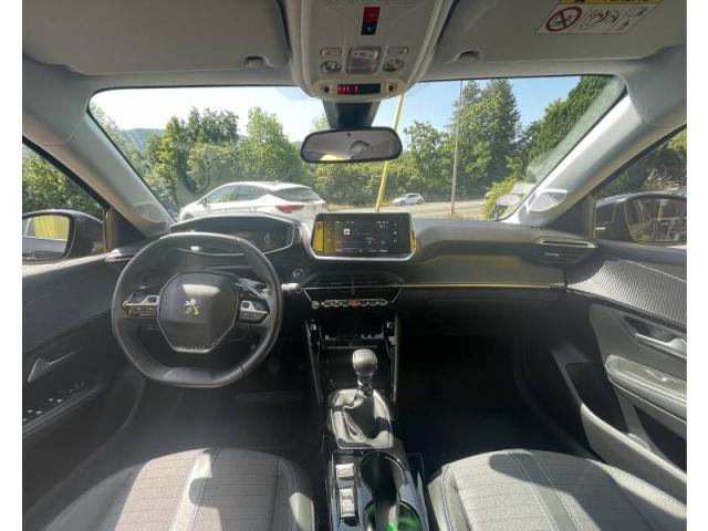 Peugeot 208 image 2
