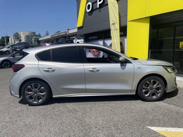Ford Focus image 7