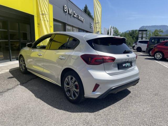 Ford Focus image 9