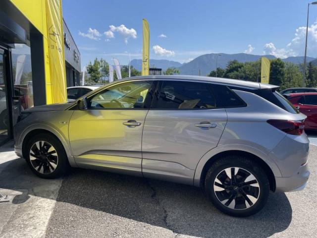 Opel Grandland image 1