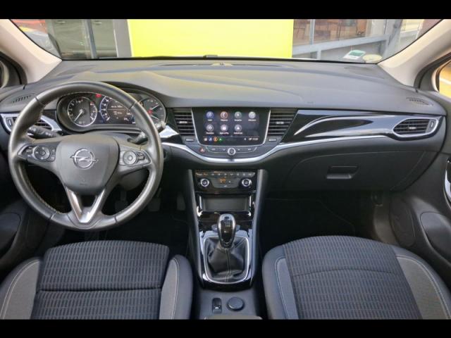 Opel Astra image 8