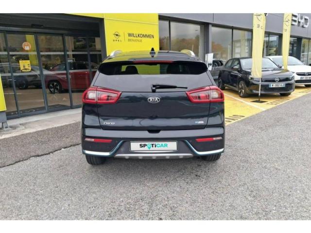 Kia Niro image 6