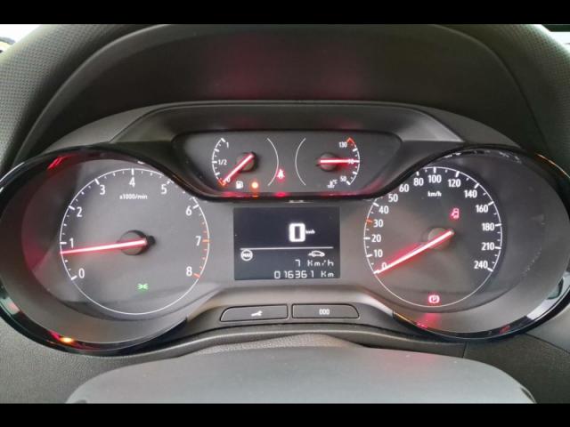 Opel Crossland image 2